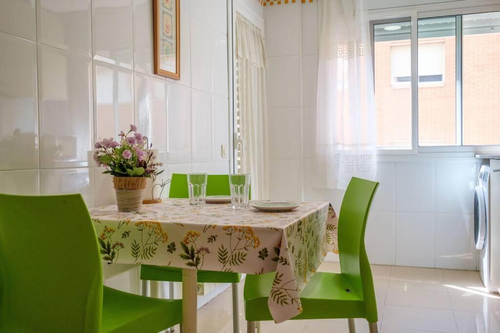 Apartamento En Complejo Residencial, Con Piscina. Salou Exterior photo